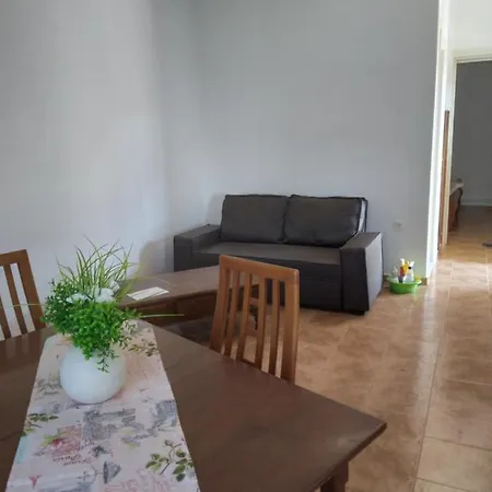 Apartment βεν κινι Kini